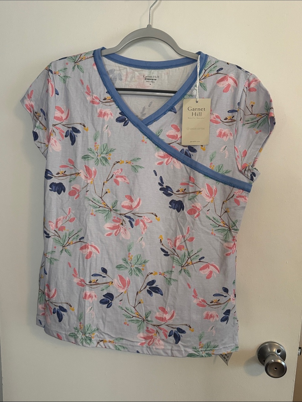 Garnet Hill organic cotton Light Blue Floral Asian Wrap-Style Pajama top med